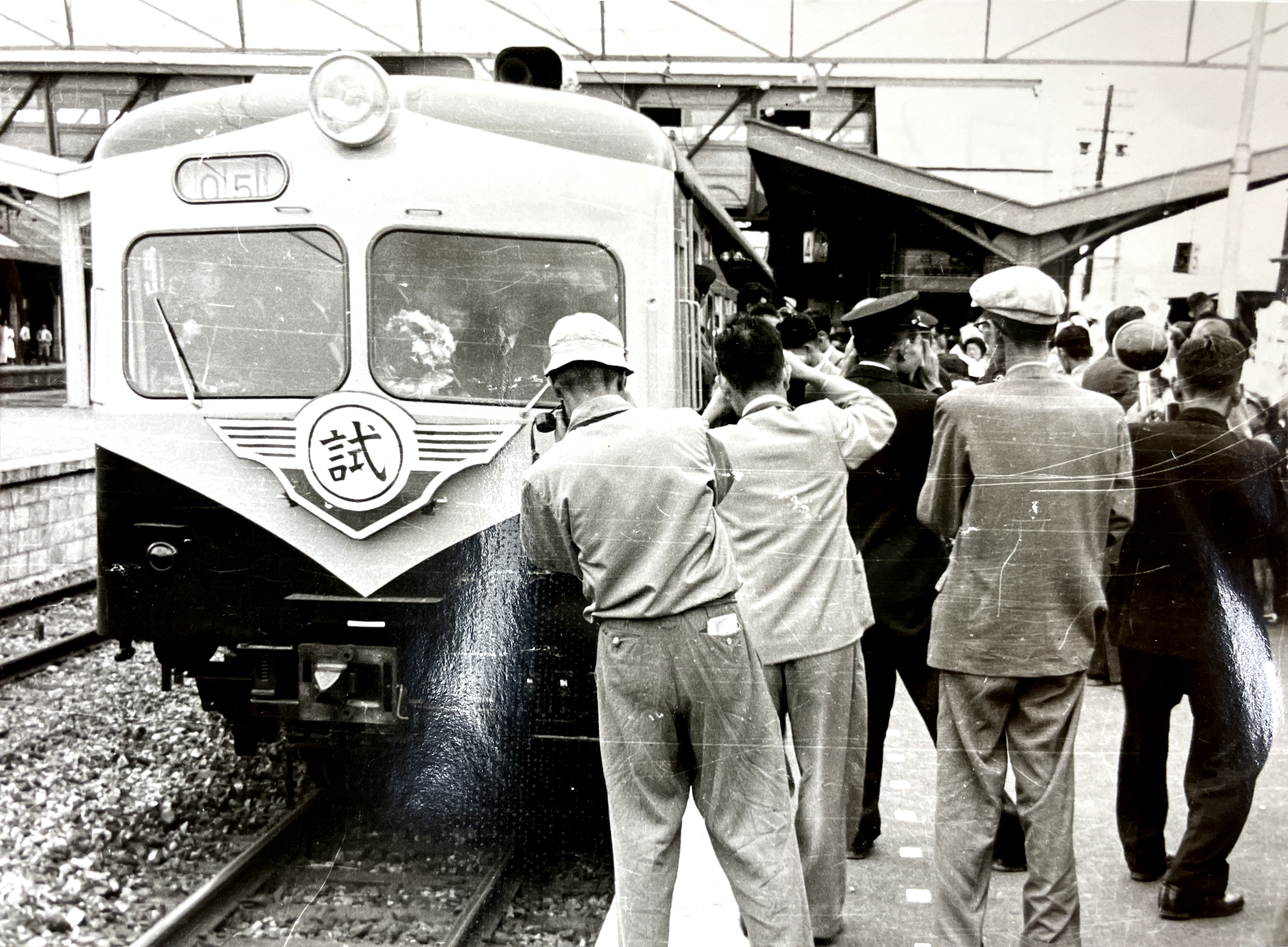 webアミンチュ | 昭和31年 東海道本線電化と草津駅【なつかしが 